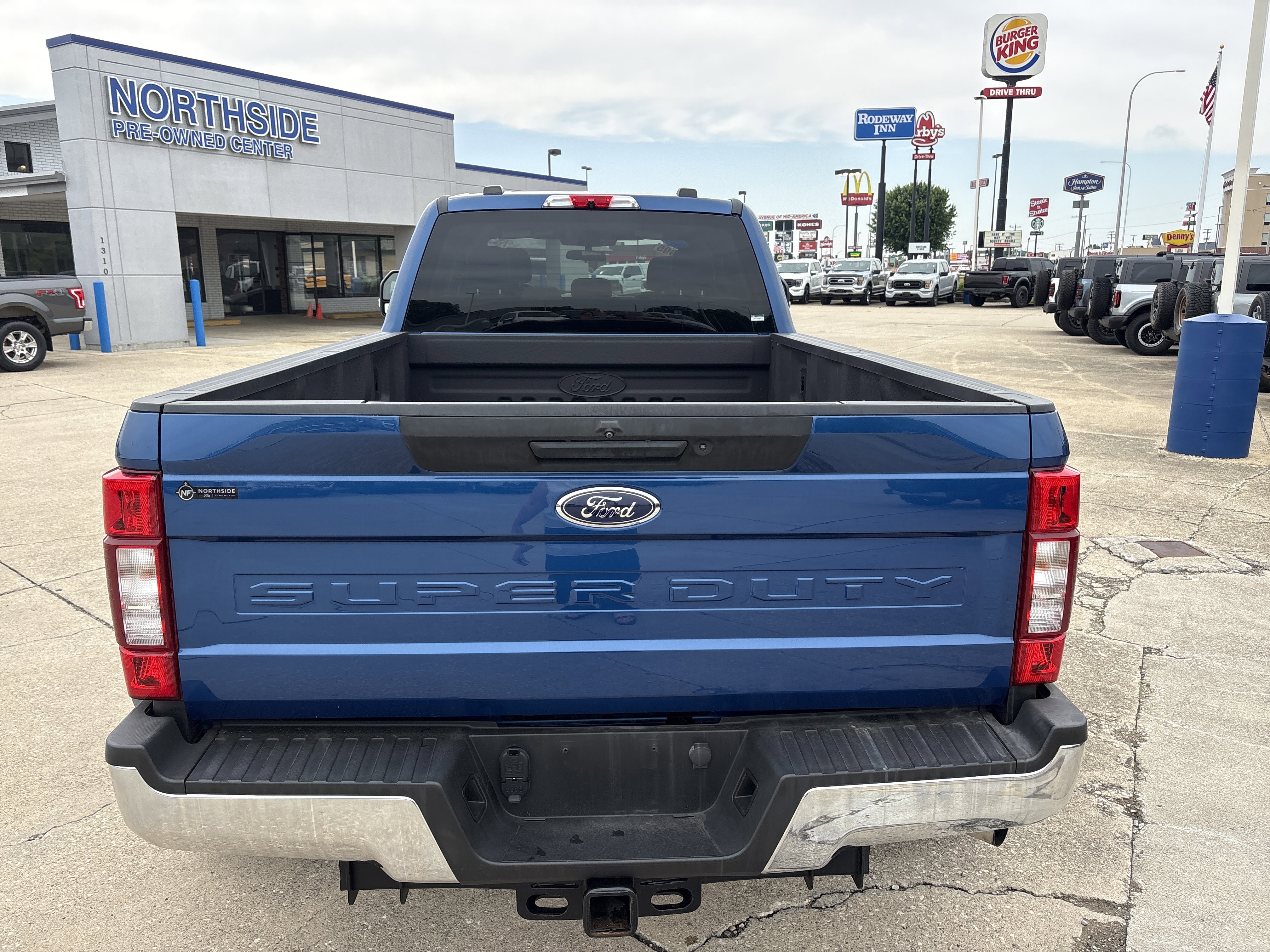 Used 2022 Ford F350 XL w/ STX Appearance Package AWD/4WD image 4