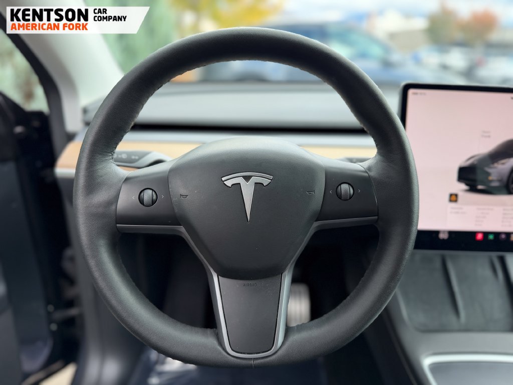 Used 2023 Tesla Model Y Performance AWD/4WD image 17