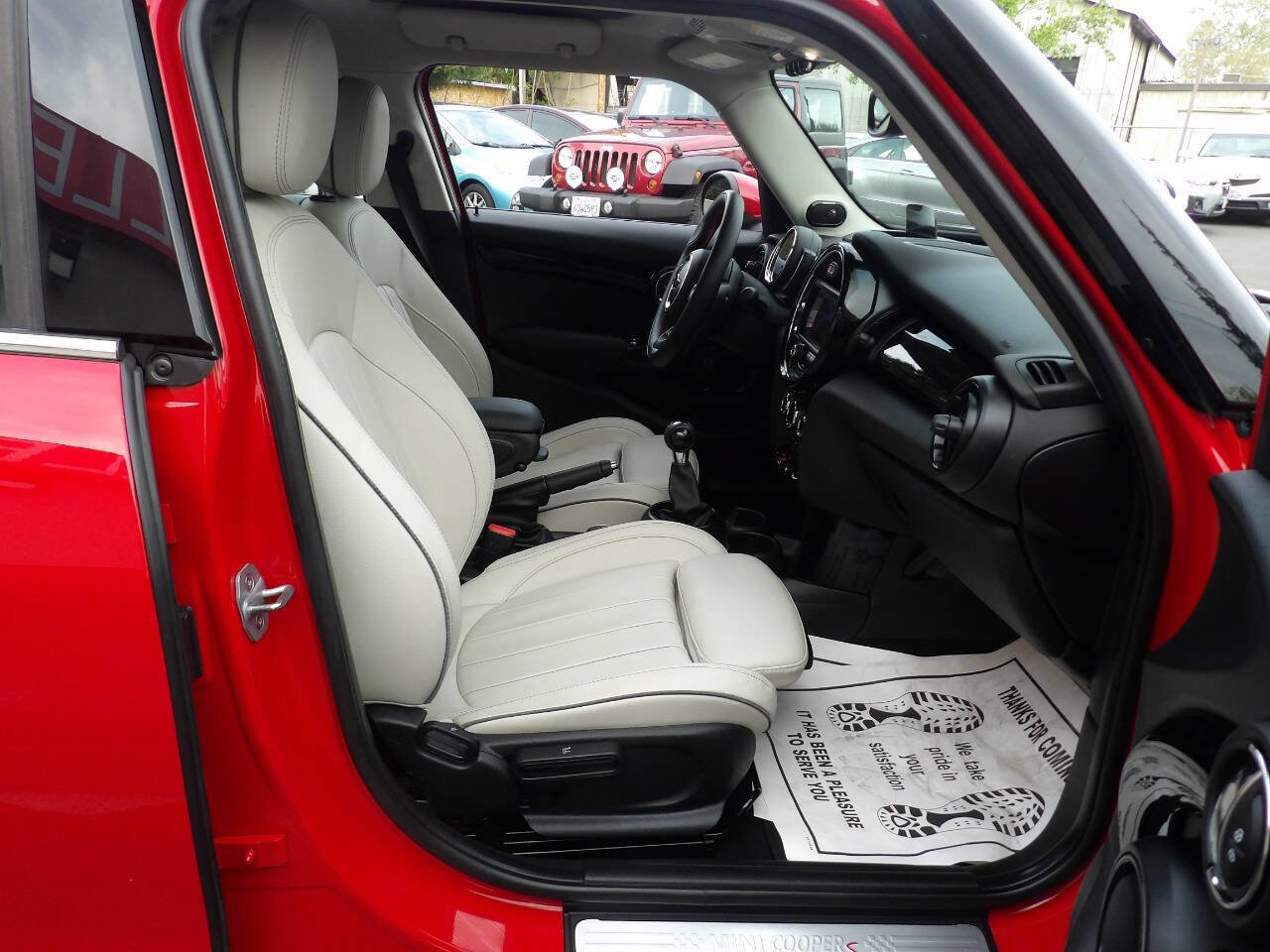 Used 2019 MINI Cooper S image 6