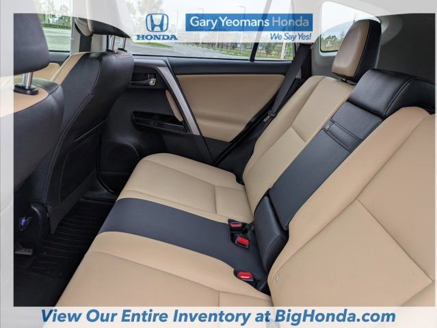 Used 2018 Toyota RAV4 Limited w/ Advanced Technology Package image 18