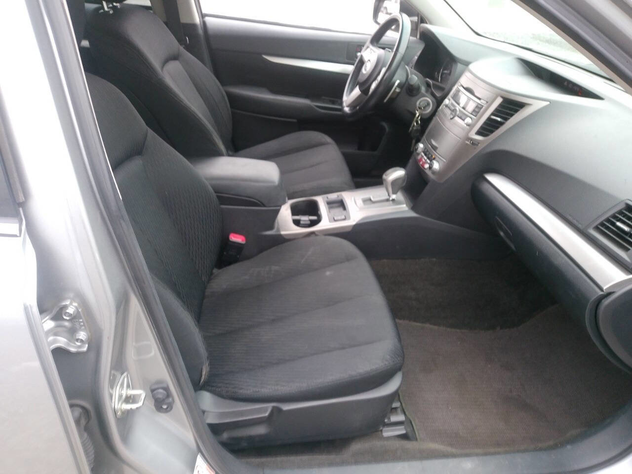 Used 2011 Subaru Outback 2.5i Premium image 19