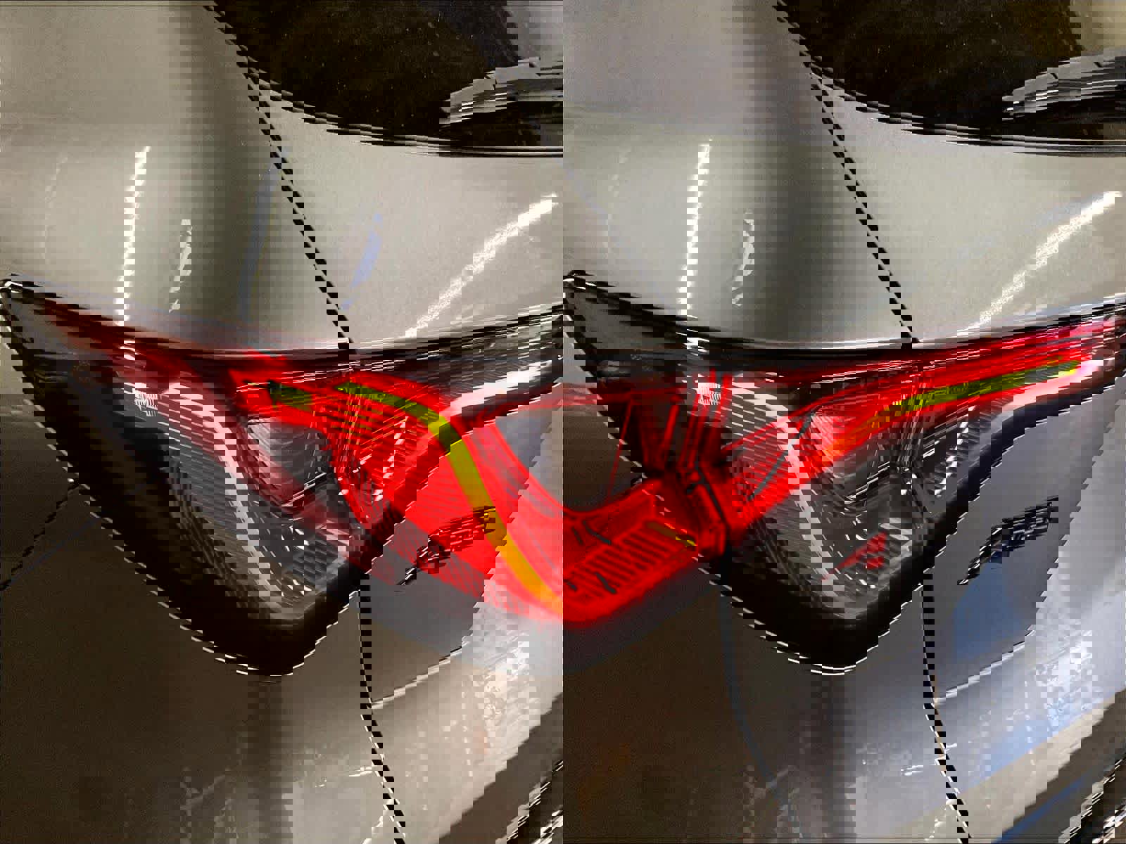 Used 2023 Acura MDX A-Spec image 33