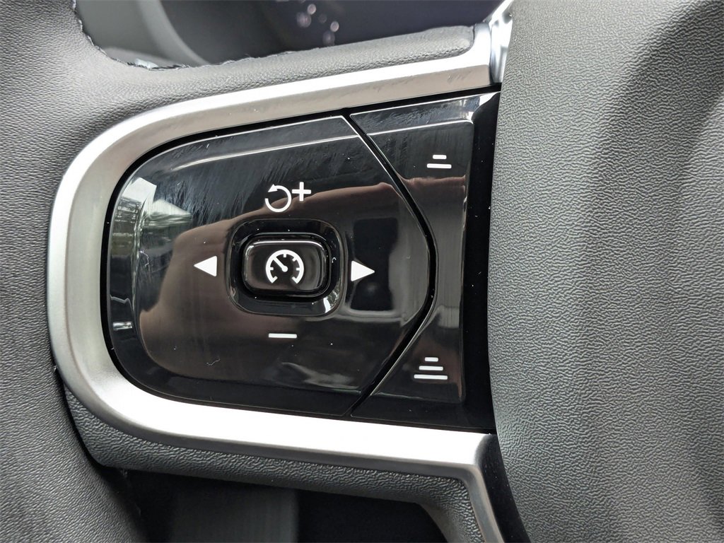 New 2026 Volvo XC60 B5 Core image 26