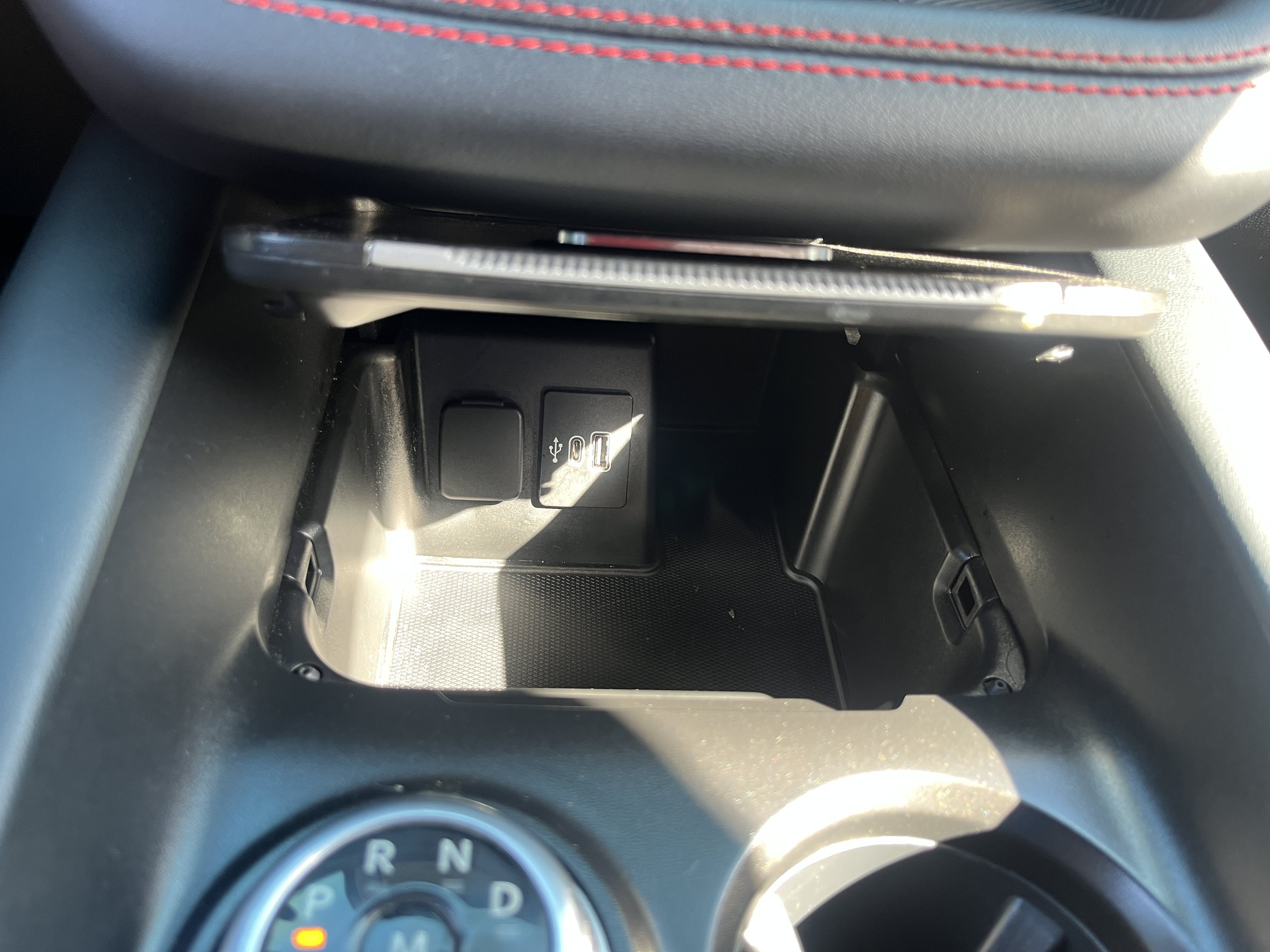 Used 2025 Ford Explorer ST AWD/4WD image 29