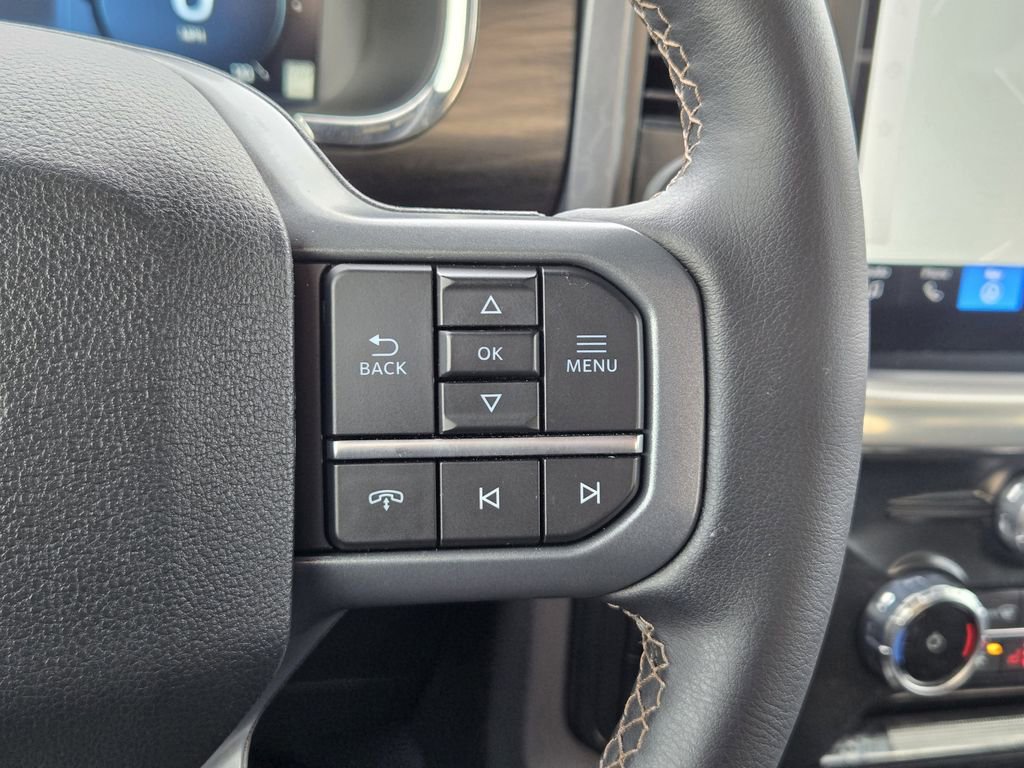 Used 2025 Ford F150 Lariat w/ Equipment Group 501A Mid image 27