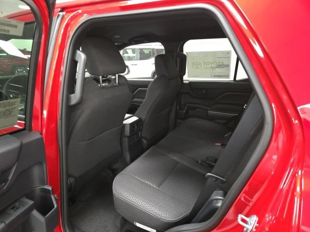 New 2026 Toyota 4Runner SR5 AWD/4WD image 17