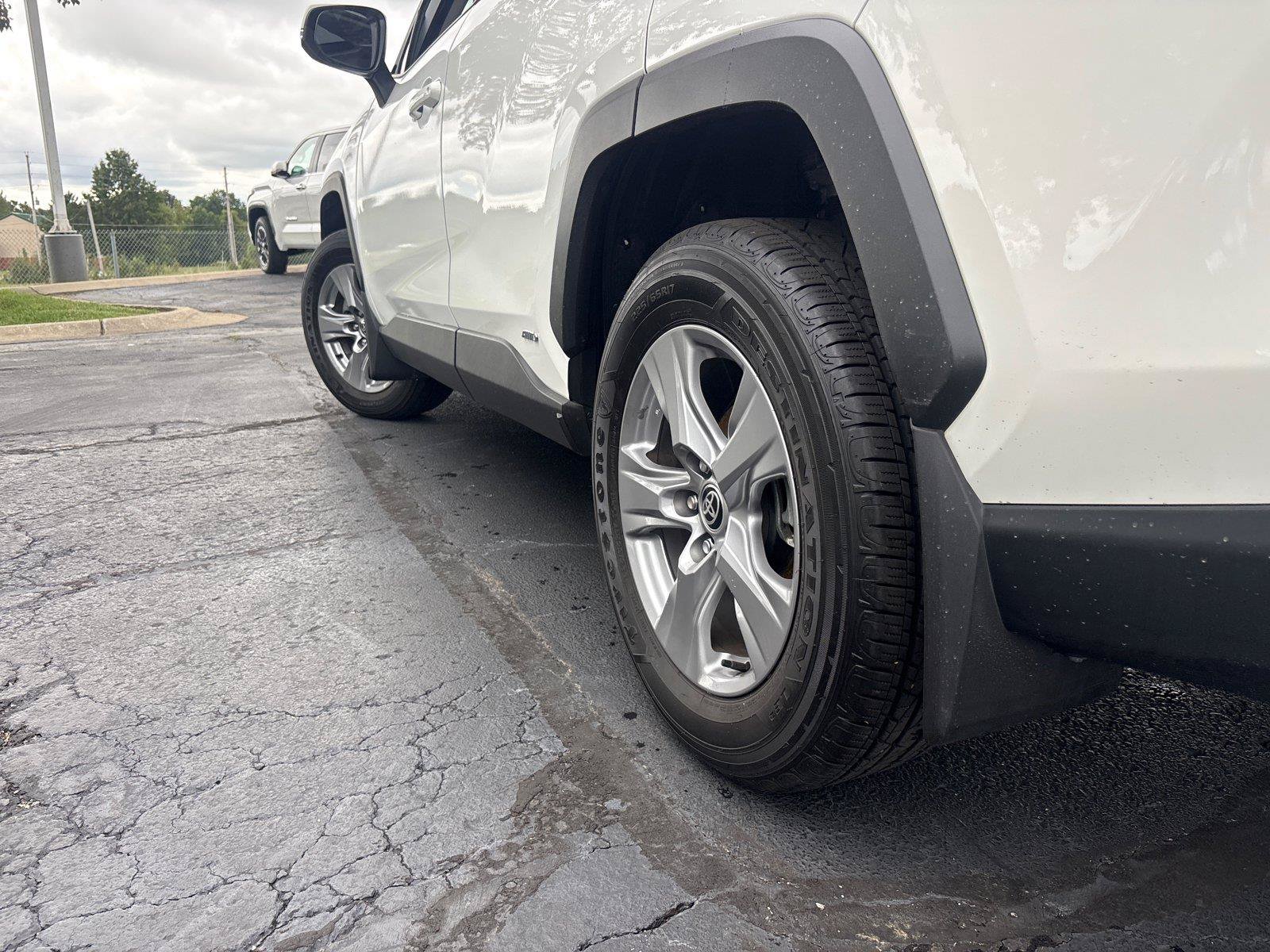 Certified 2025 Toyota RAV4 XLE w/ Convenience Package AWD/4WD image 7