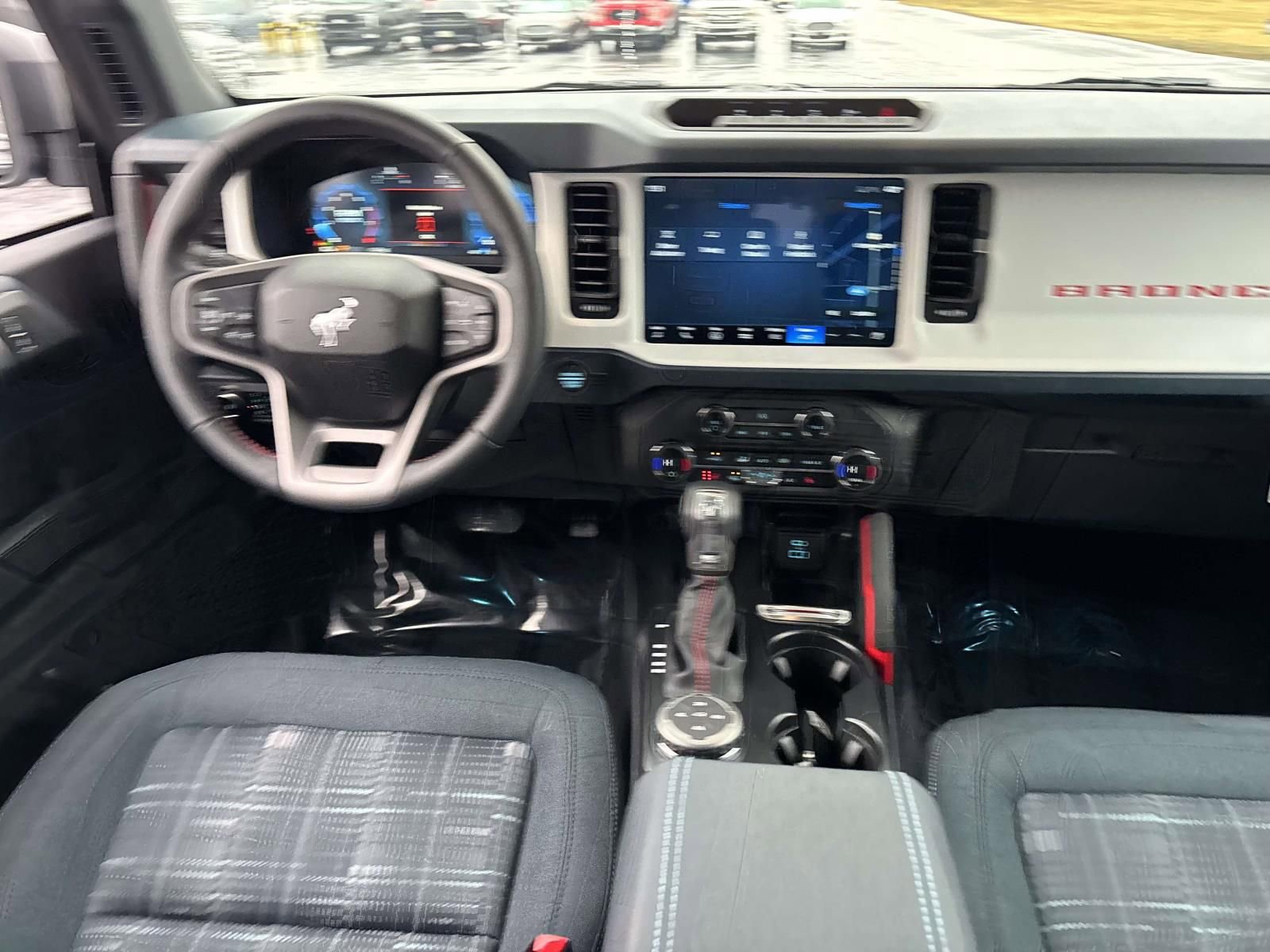 New 2025 Ford Bronco Heritage Edition image 29