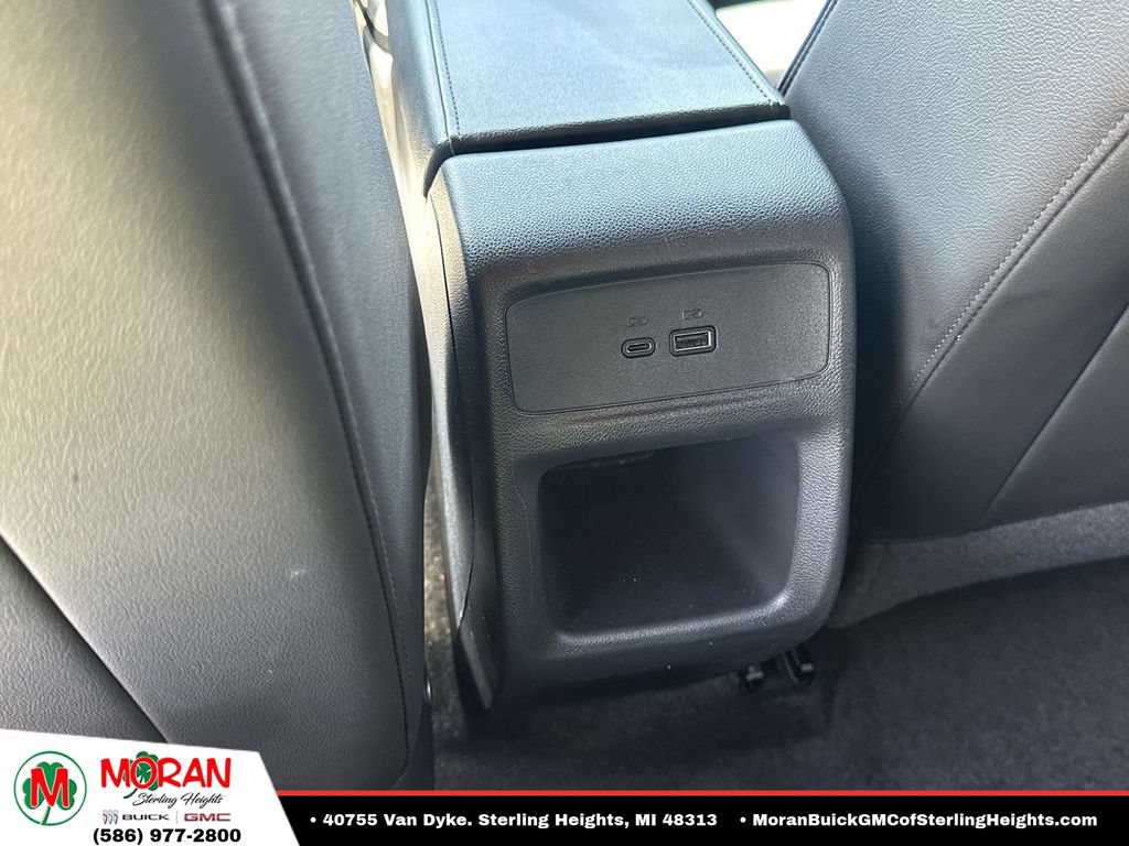 Certified 2024 Buick Envista Sport Touring w/ Convenience I Package FWD image 13
