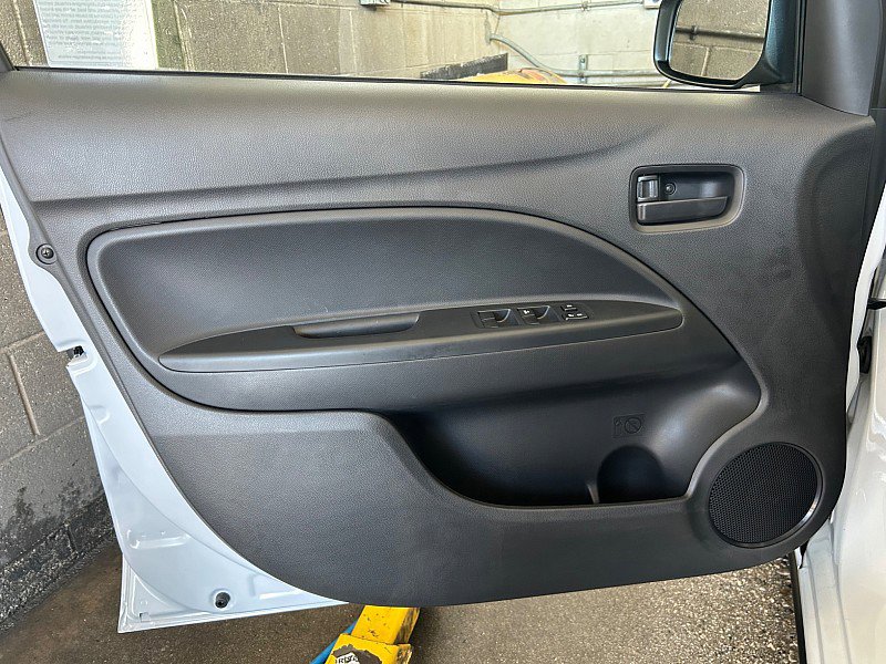 New 2025 Mitsubishi Outlander SEL AWD/4WD image 33