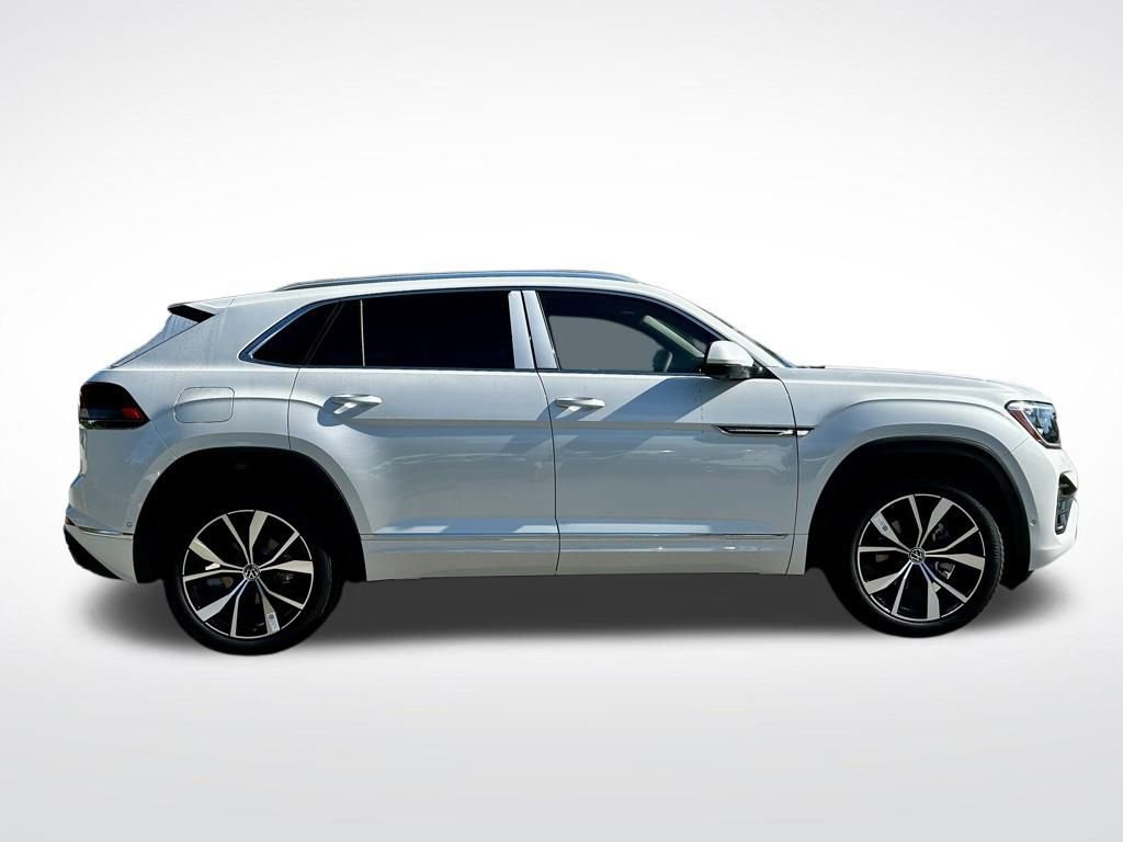 New 2026 Volkswagen Atlas Cross Sport SEL Premium R-Line AWD/4WD image 4