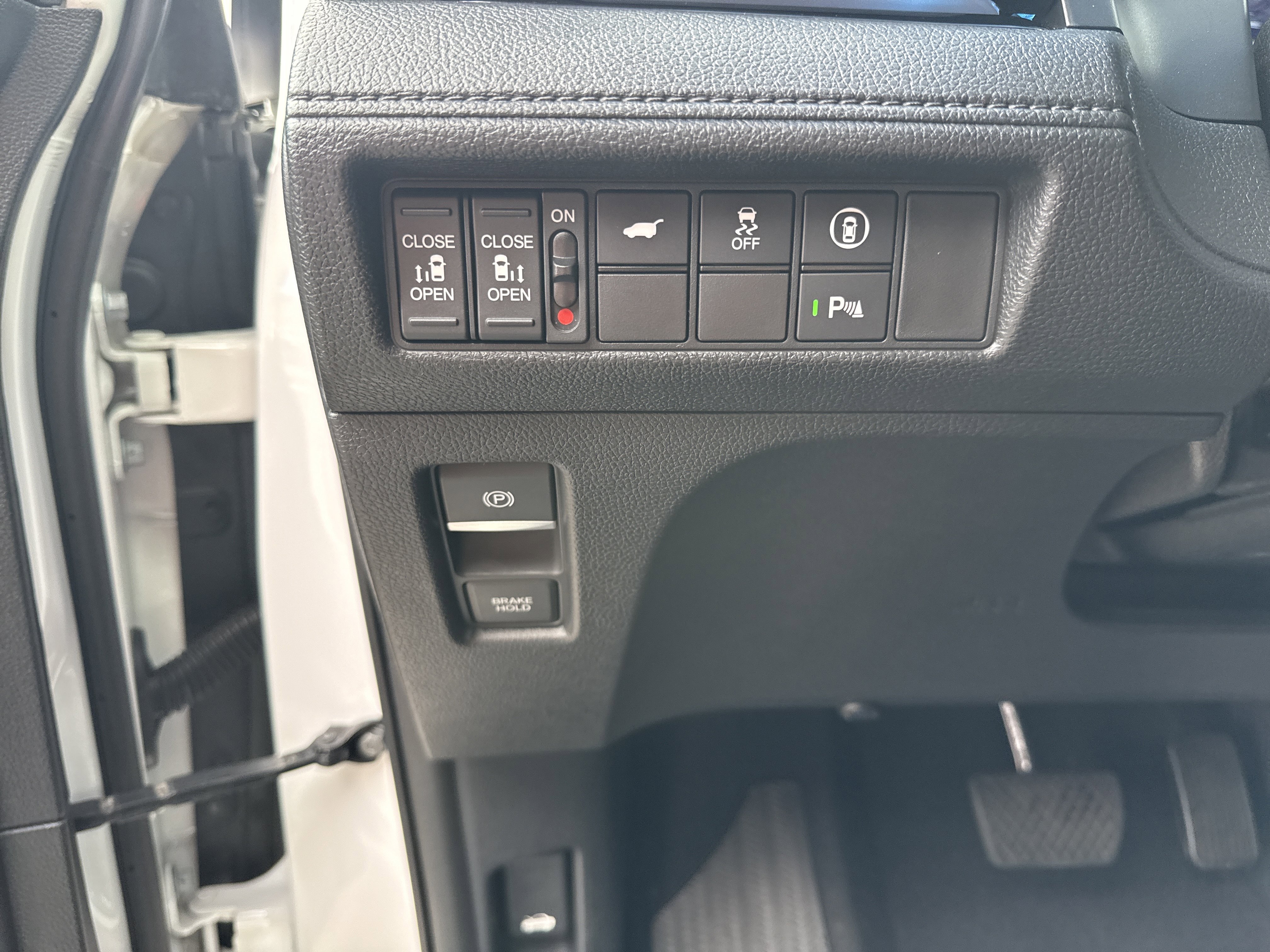 Certified 2024 Honda Odyssey Touring image 20