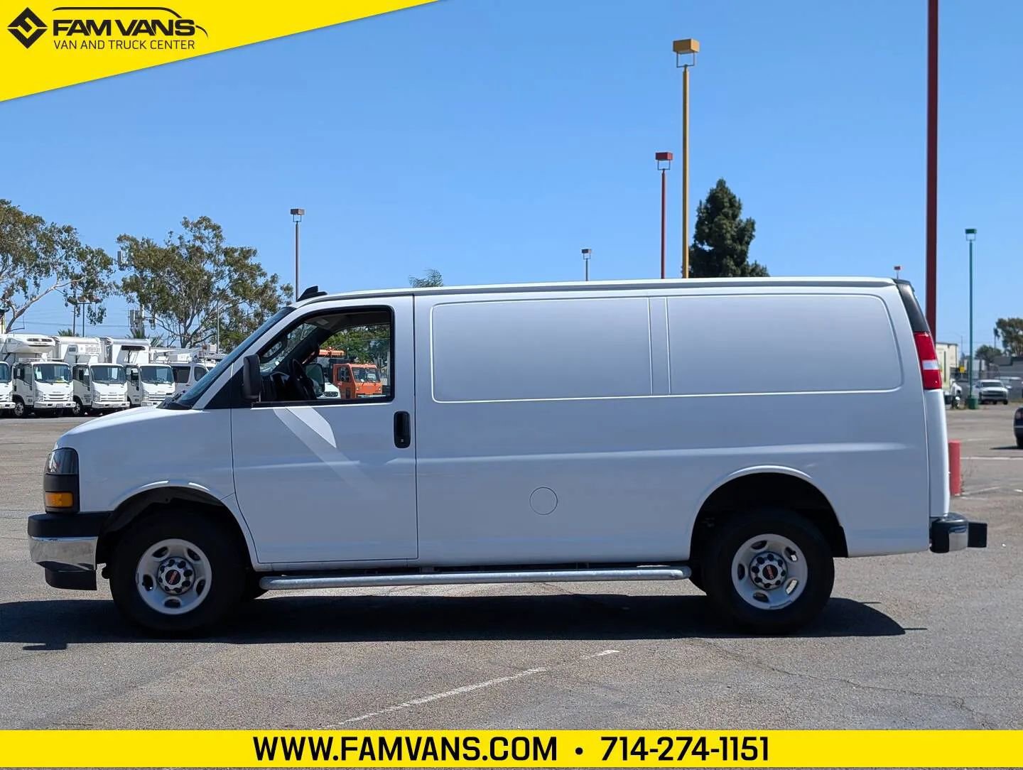 Used 2024 GMC Savana 2500 w/ Driver Convenience Package RWD image 4