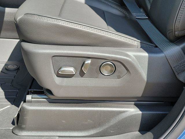 New 2026 GMC Yukon XL Denali w/ Sun & Power Step Package RWD image 12