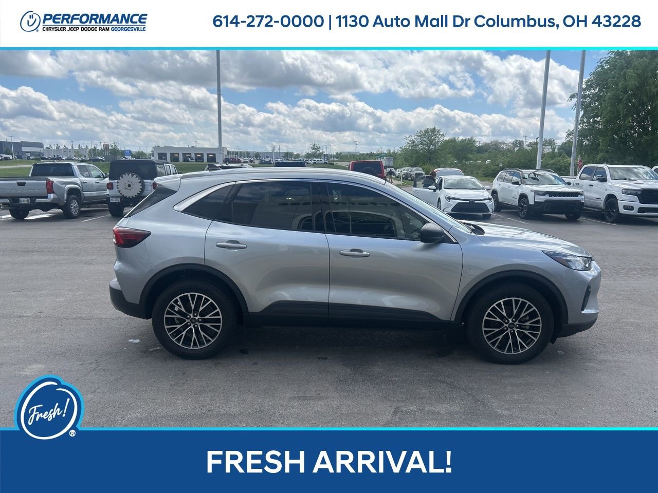 Used 2023 Ford Escape Active w/ Tech Pack #1 AWD/4WD image 3