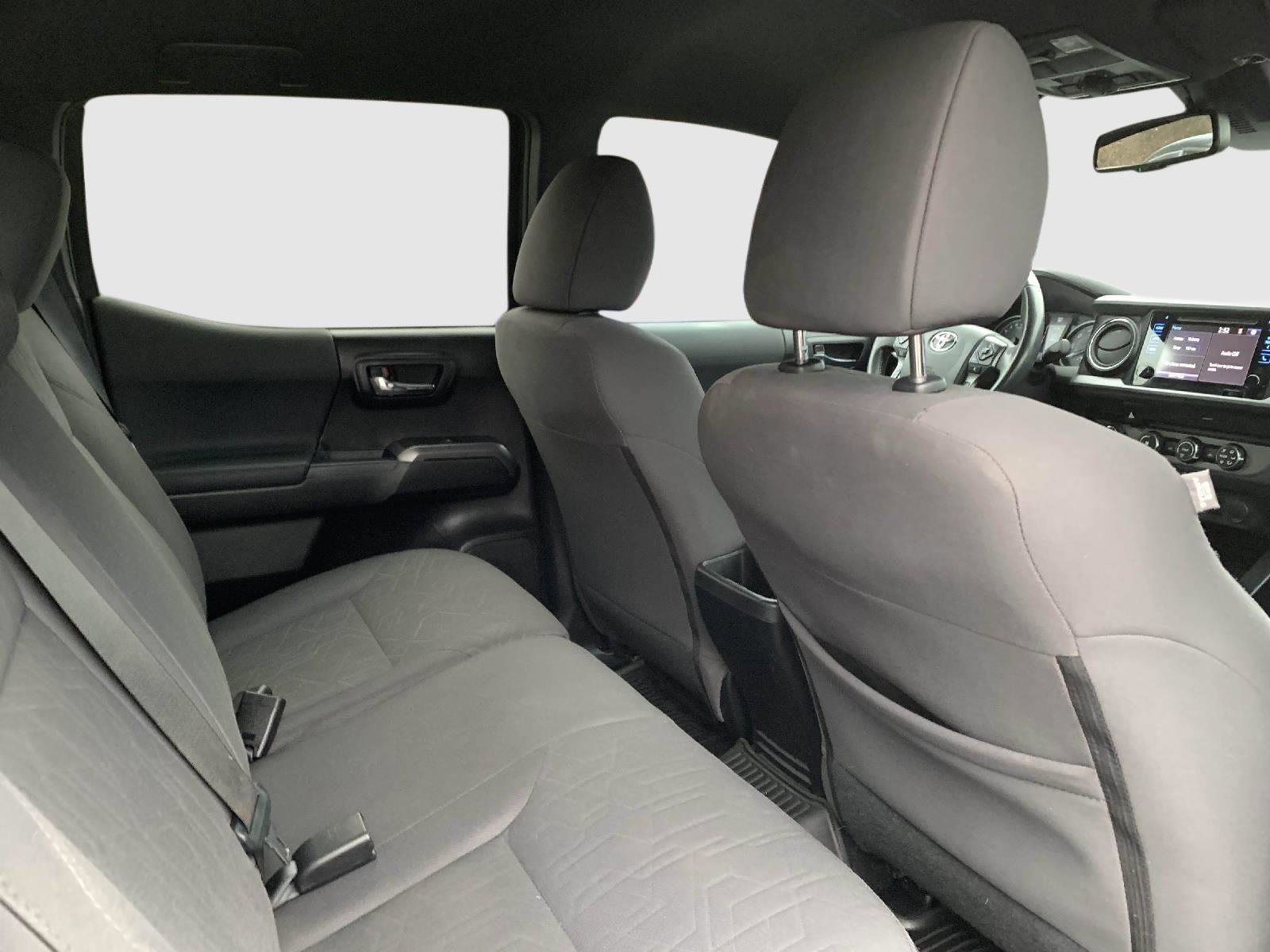 Used 2019 Toyota Tacoma TRD Off-Road image 40