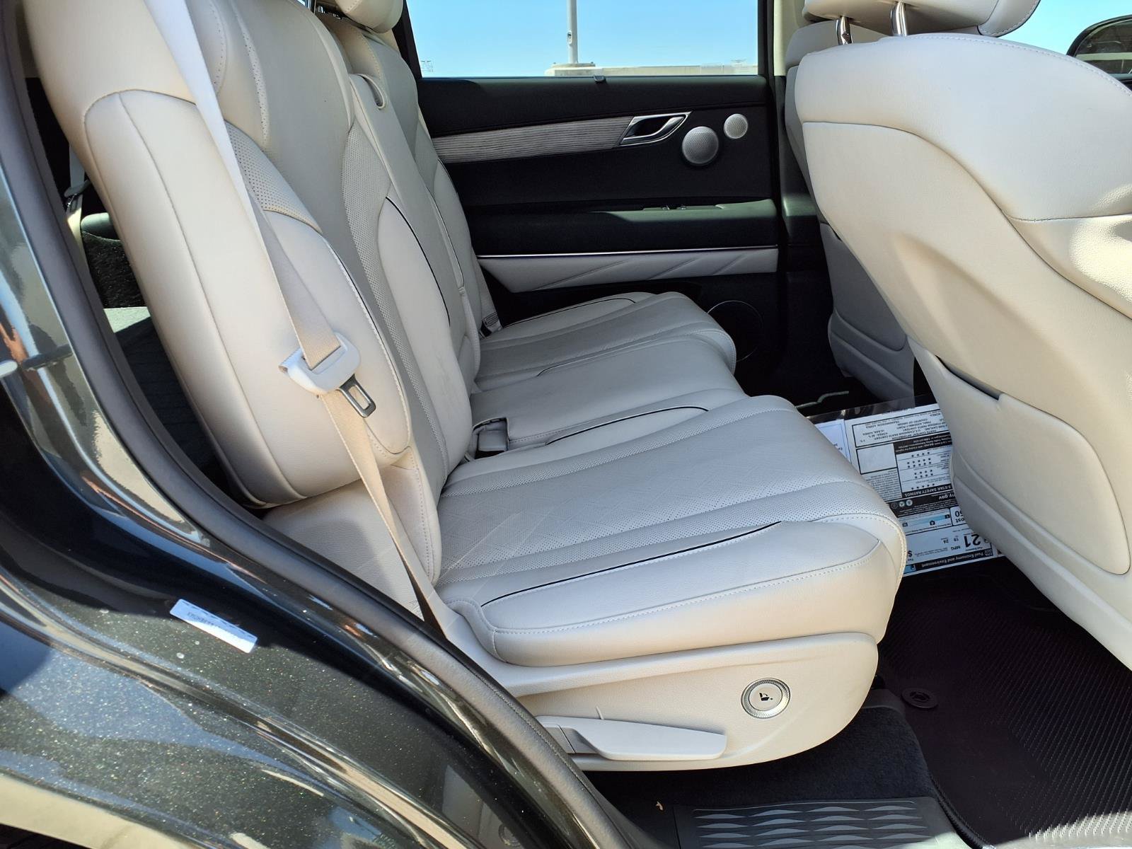 Certified 2026 Genesis GV80 2.5T Advanced AWD/4WD image 15