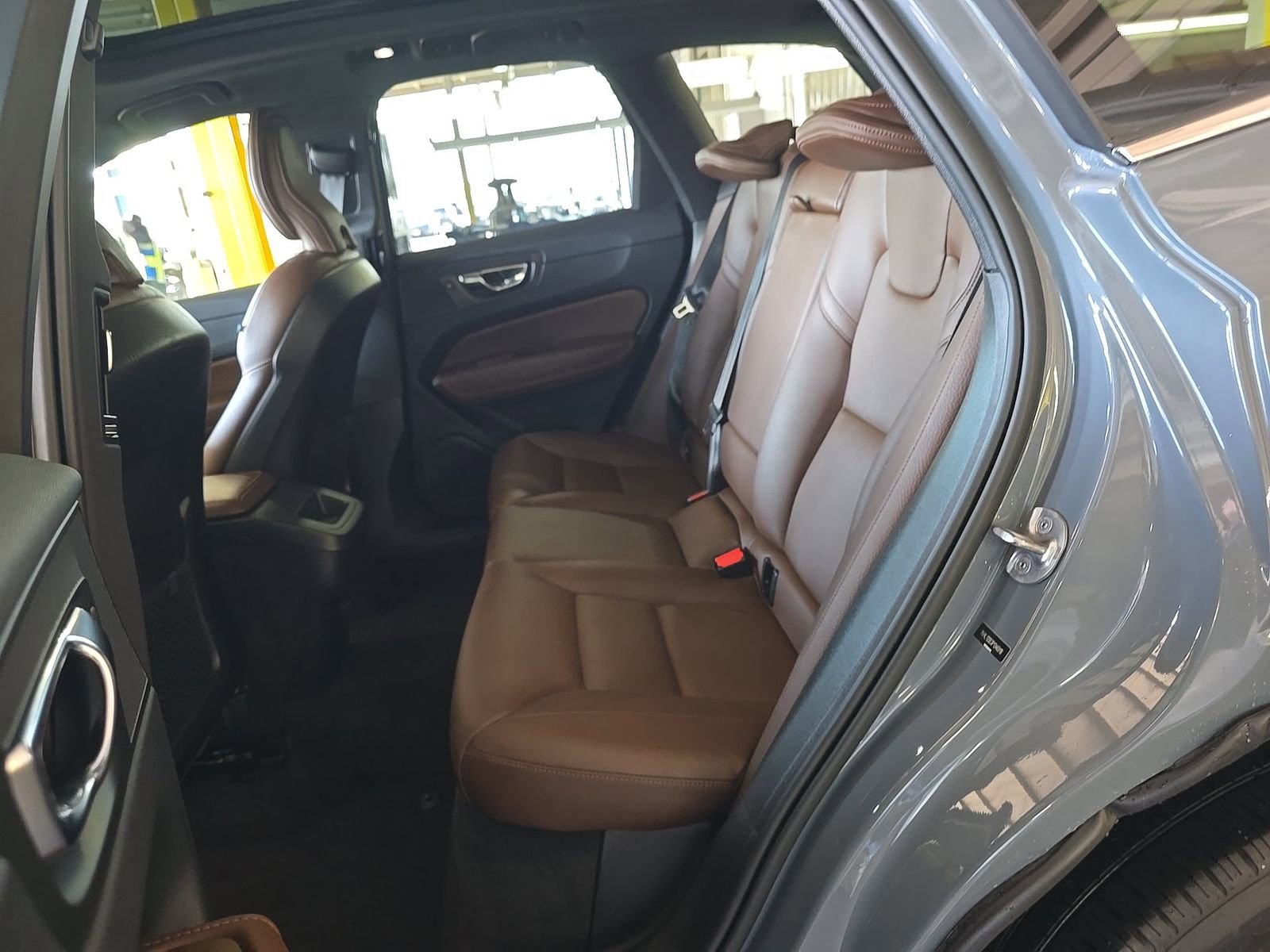 Used 2023 Volvo XC60 B5 Plus FWD image 15