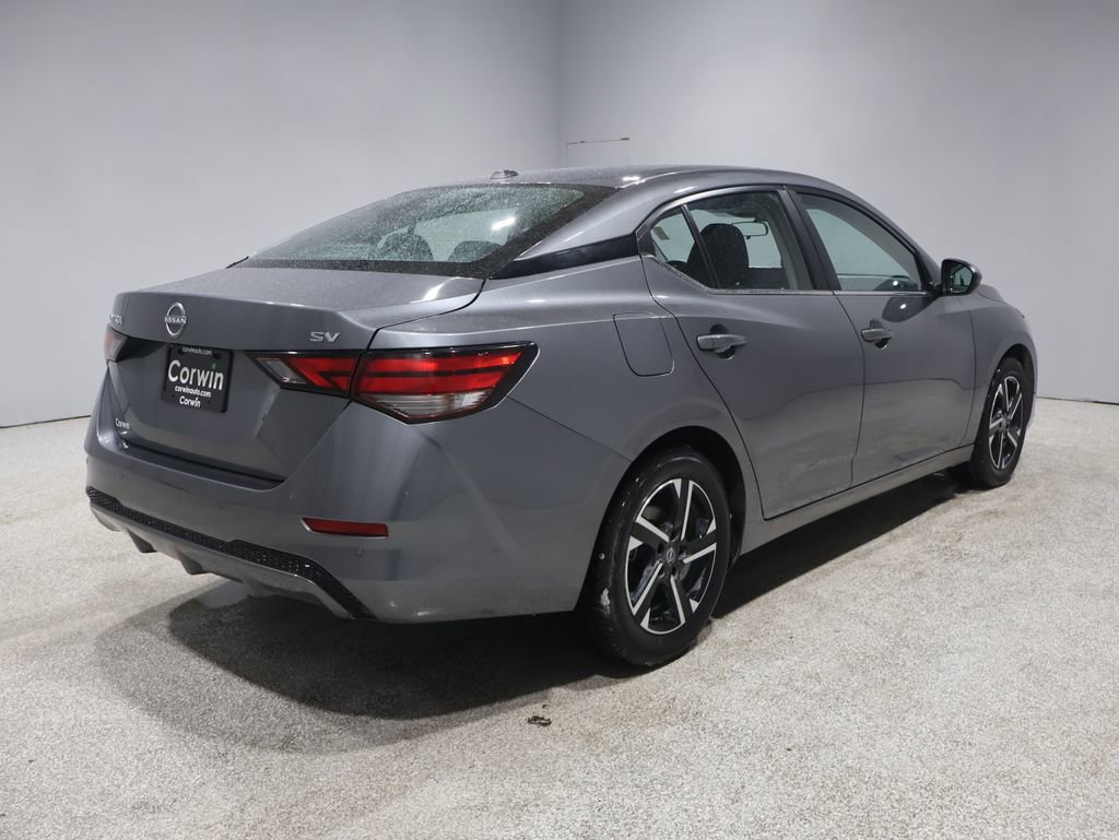 Used 2024 Nissan Sentra SV image 2