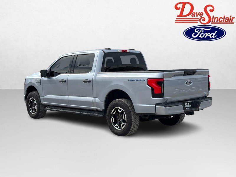 Used 2022 Ford F150 Lightning XLT w/ Max Trailer Tow Package AWD/4WD image 9