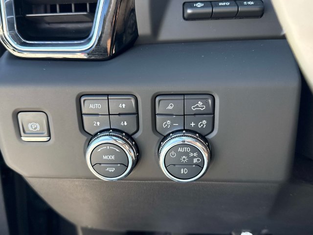 Used 2024 GMC Sierra 1500 Denali Ultimate AWD/4WD image 31