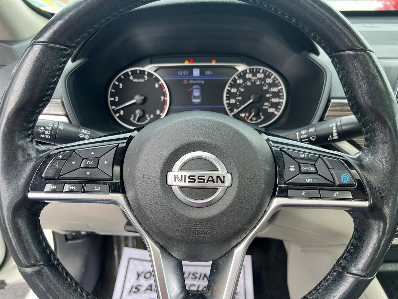 Used 2020 Nissan Altima 2.0 Platinum FWD image 20