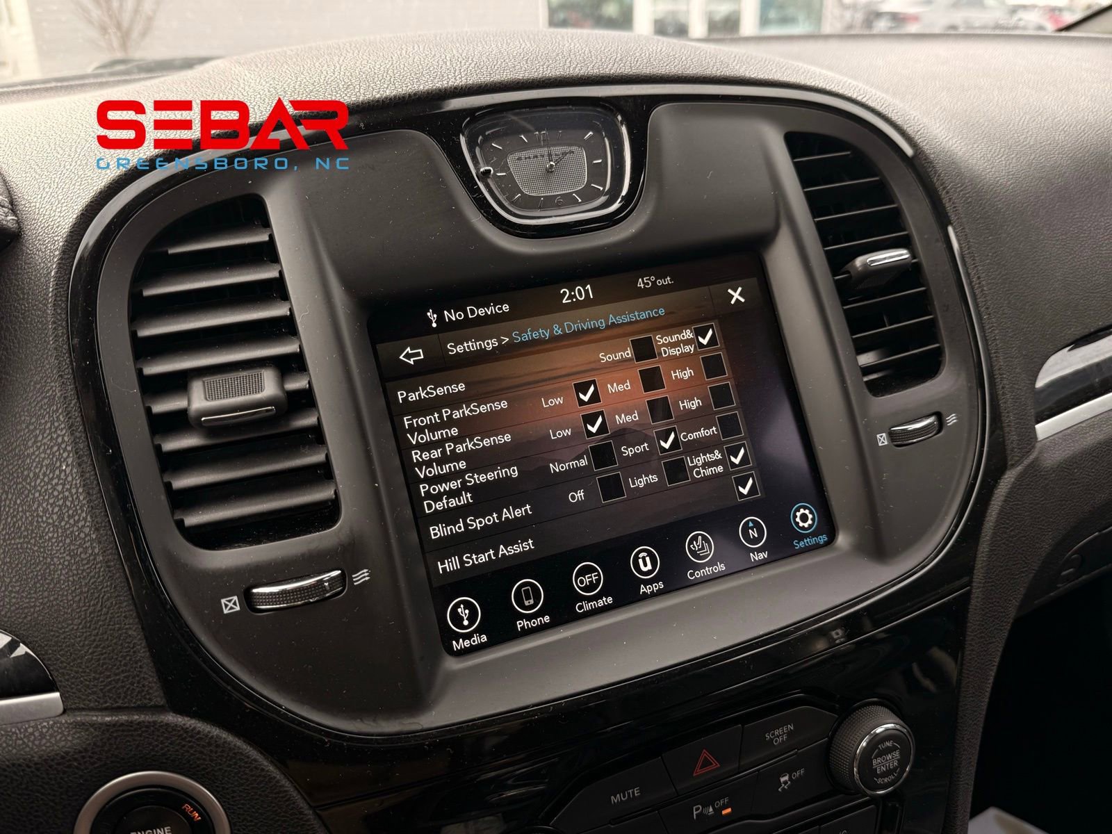 Used 2023 Chrysler 300 S image 31