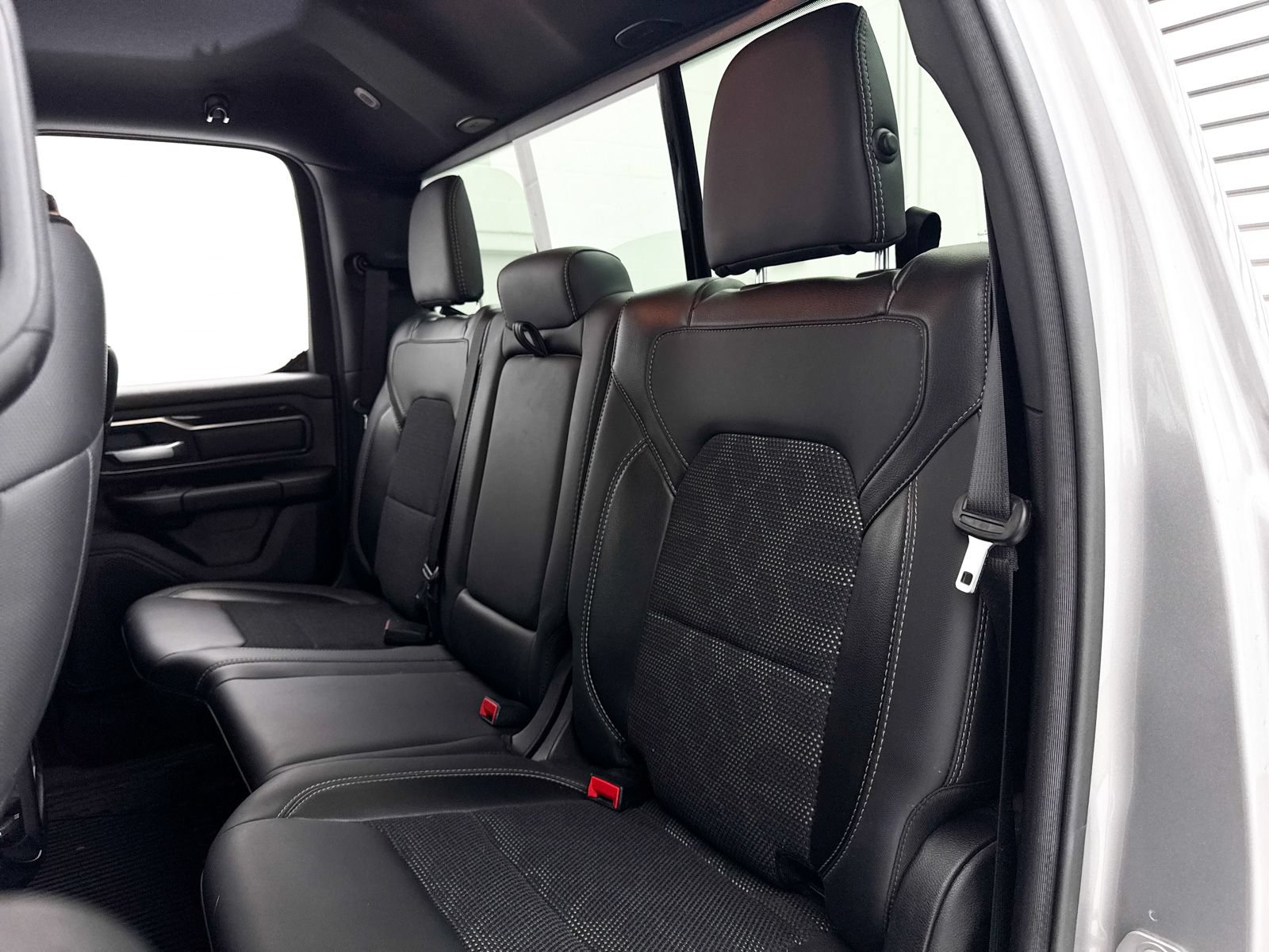 Used 2020 RAM 1500 Rebel AWD/4WD image 25