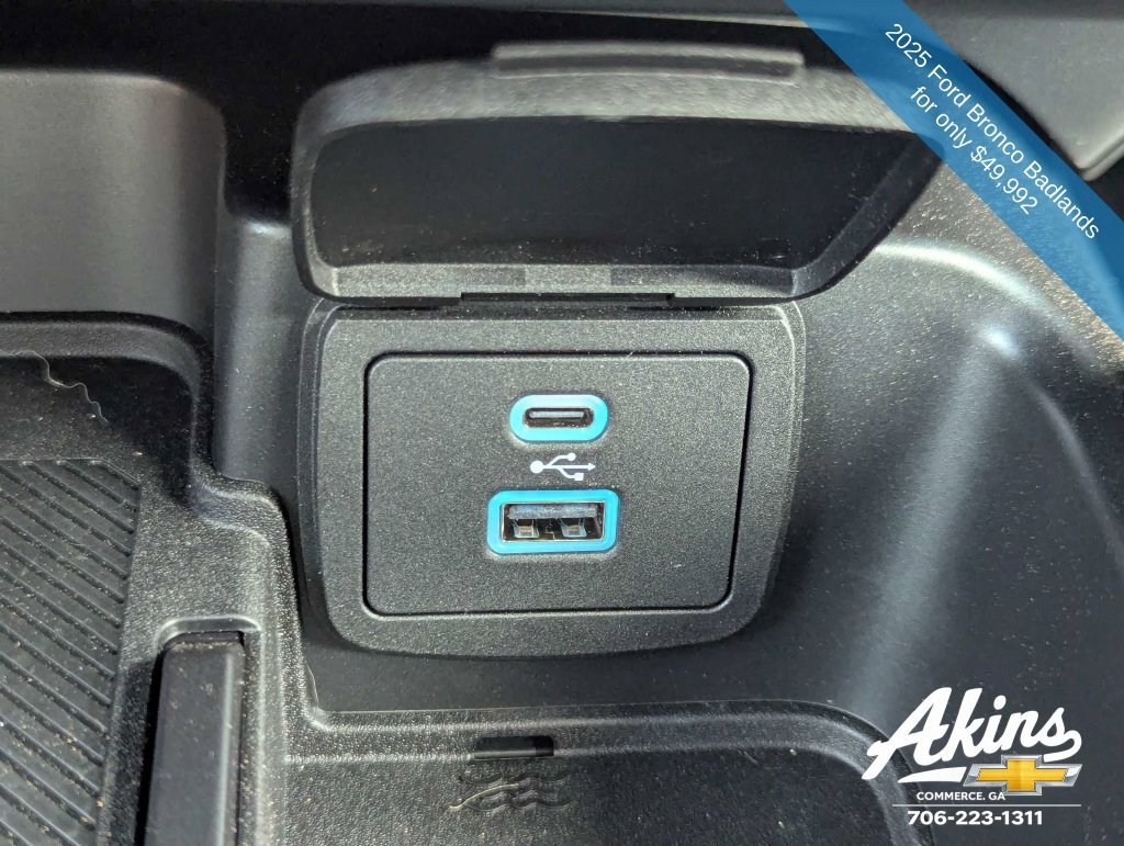 Used 2025 Ford Bronco Badlands AWD/4WD image 24