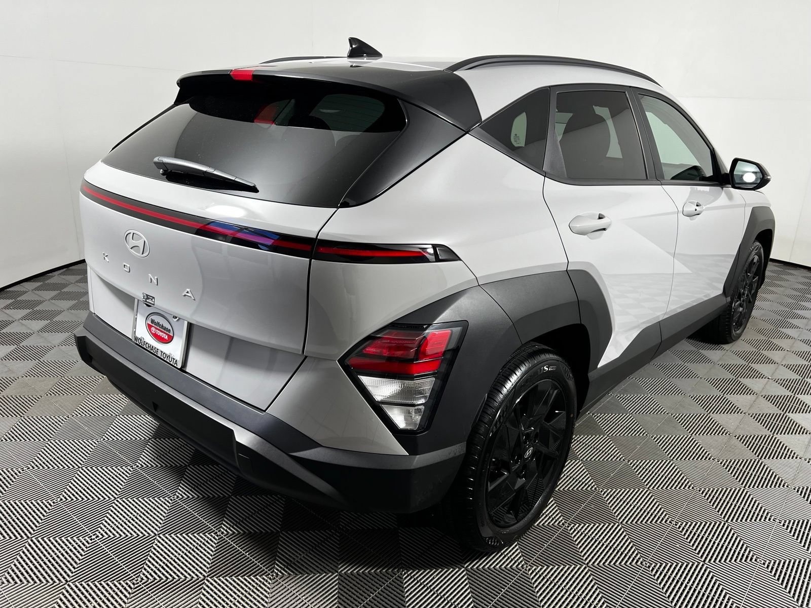 Used 2026 Hyundai Kona SEL Sport FWD image 5