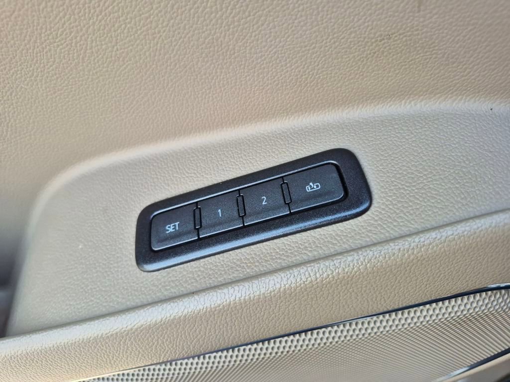 Used 2020 Chevrolet Tahoe LT image 19