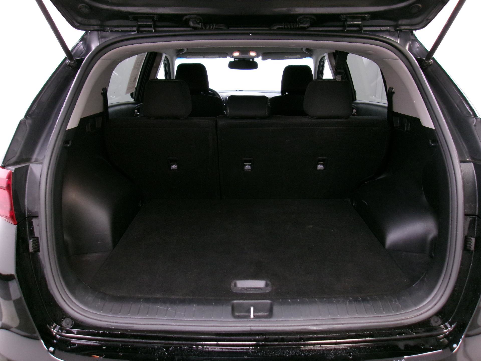 Used 2020 Kia Sportage LX image 11