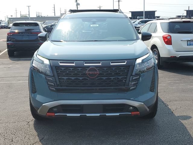 New 2026 Nissan Pathfinder Rock Creek w/ Rock Creek Premium Package AWD/4WD image 2