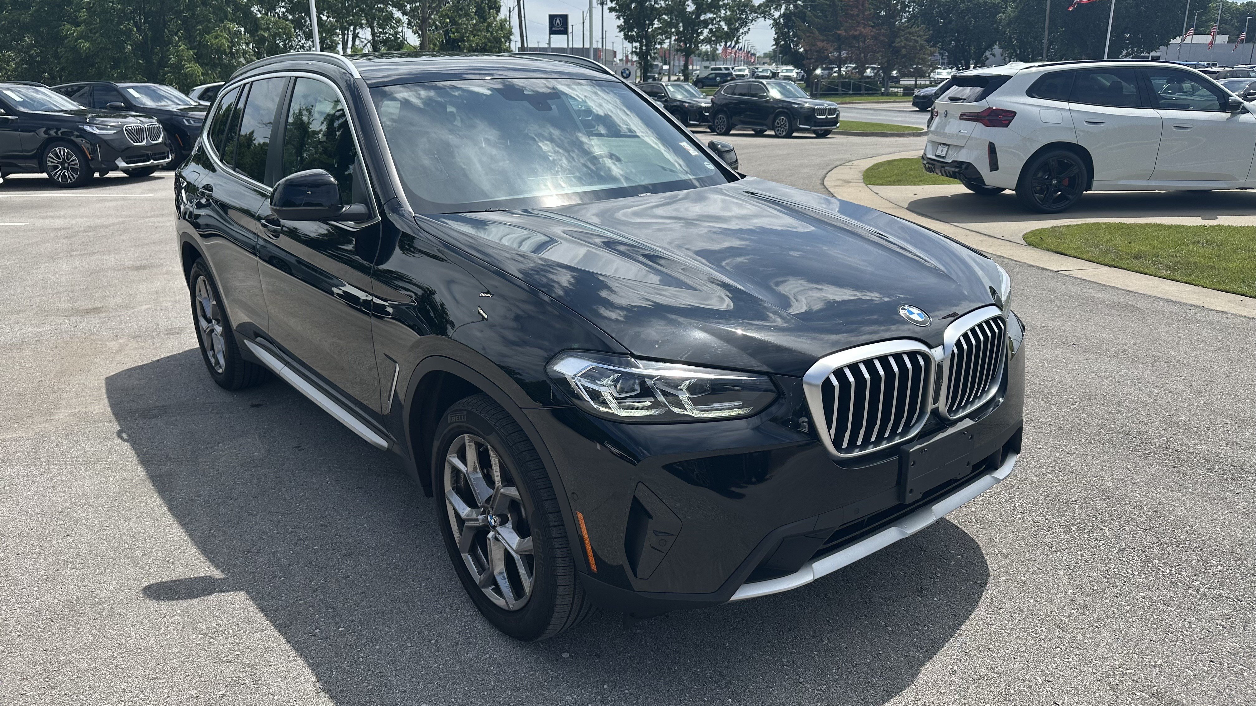 Used 2023 BMW X3 xDrive30i w/ Convenience Package AWD/4WD image 2