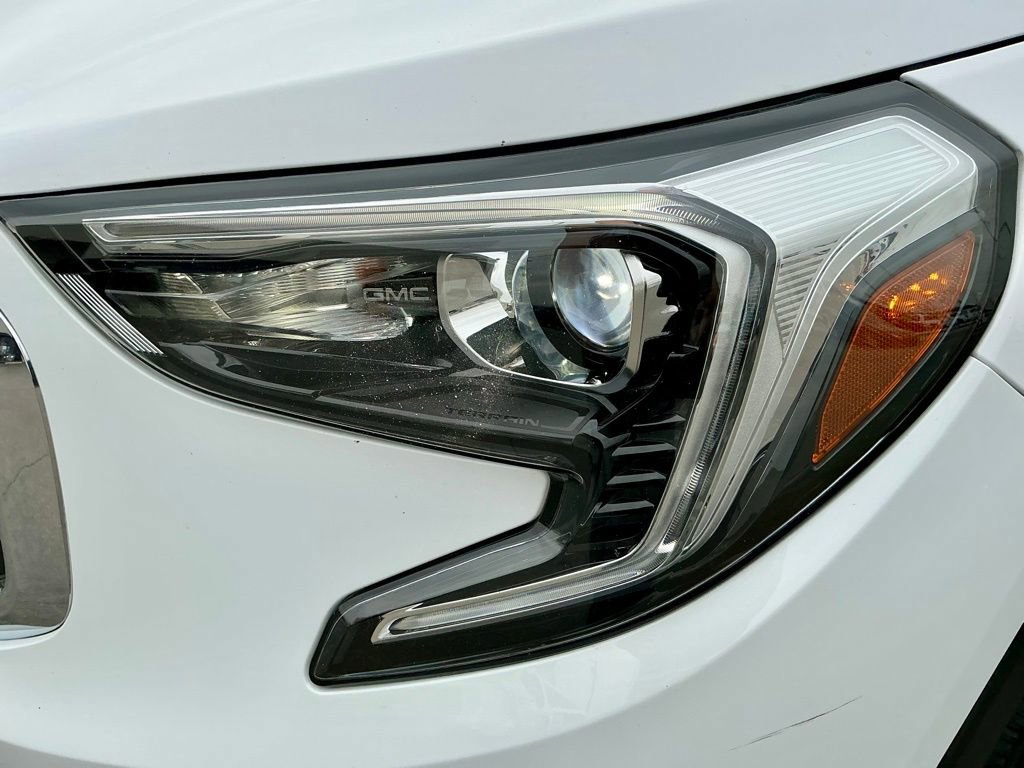 Used 2019 GMC Terrain SLE w/ Driver Convenience Package image 10