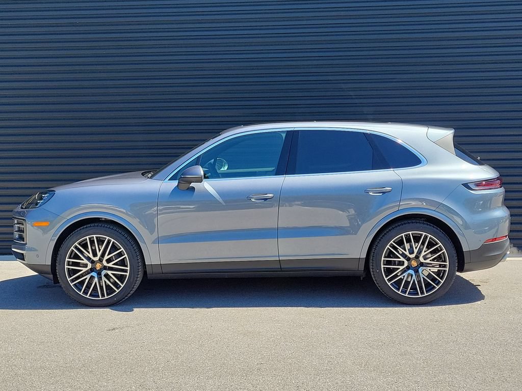 New 2026 Porsche Cayenne AWD/4WD image 2