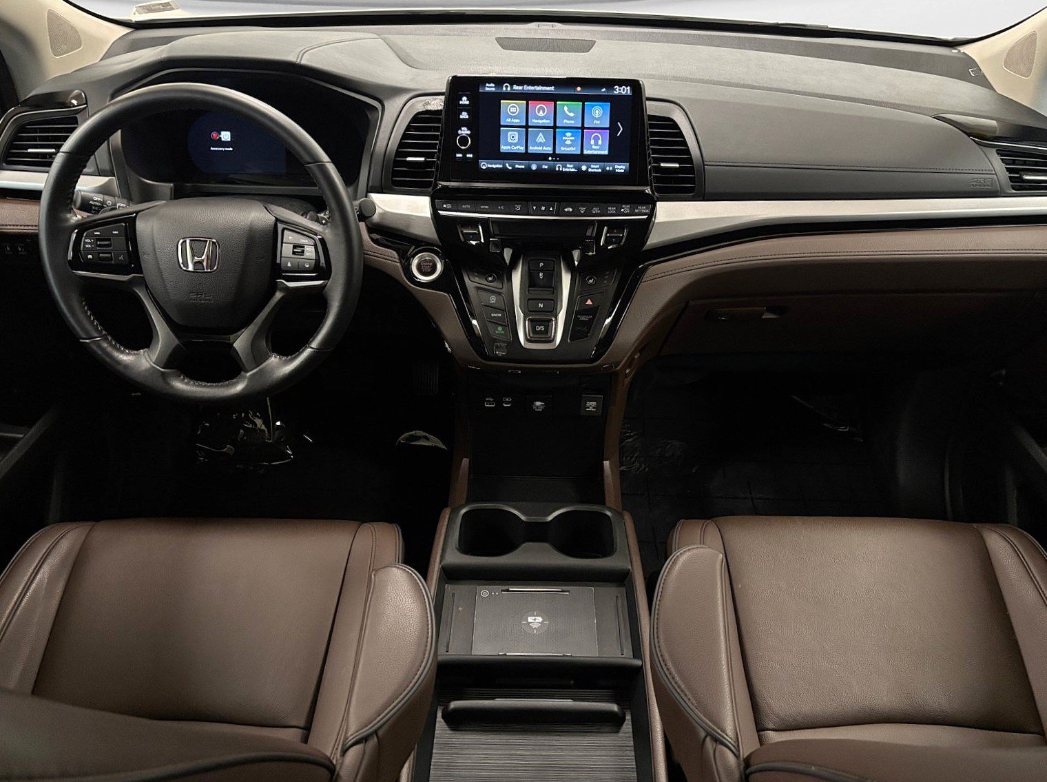 Used 2025 Honda Odyssey Touring image 14
