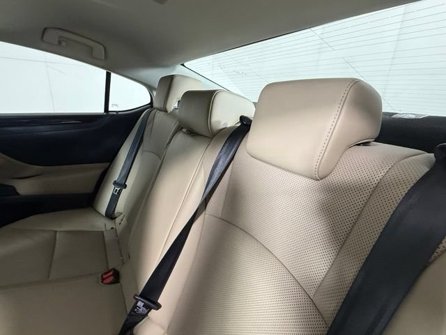 Used 2020 Lexus ES 350 w/ Premium Package FWD image 25