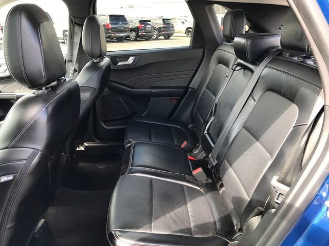 Used 2023 Ford Escape Platinum AWD/4WD image 18