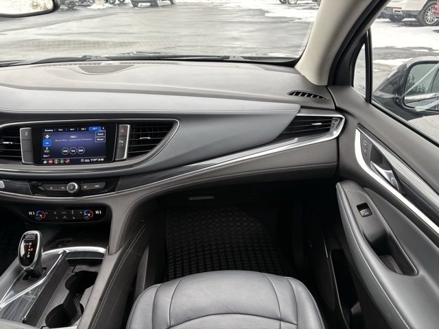 Used 2021 Buick Enclave Essence w/ Sound and Sites Package image 22