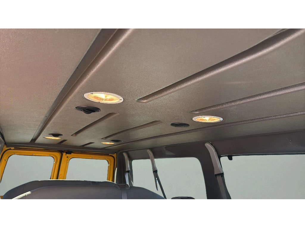 Used 2014 Ford E-250 and Econoline 250 image 14