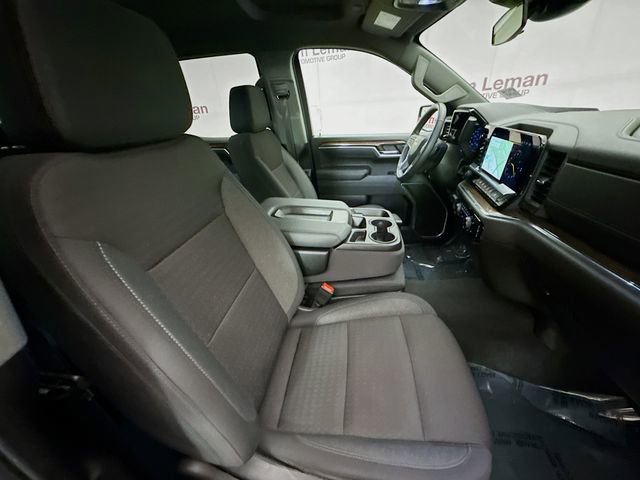 Used 2025 Chevrolet Silverado 1500 LT image 31