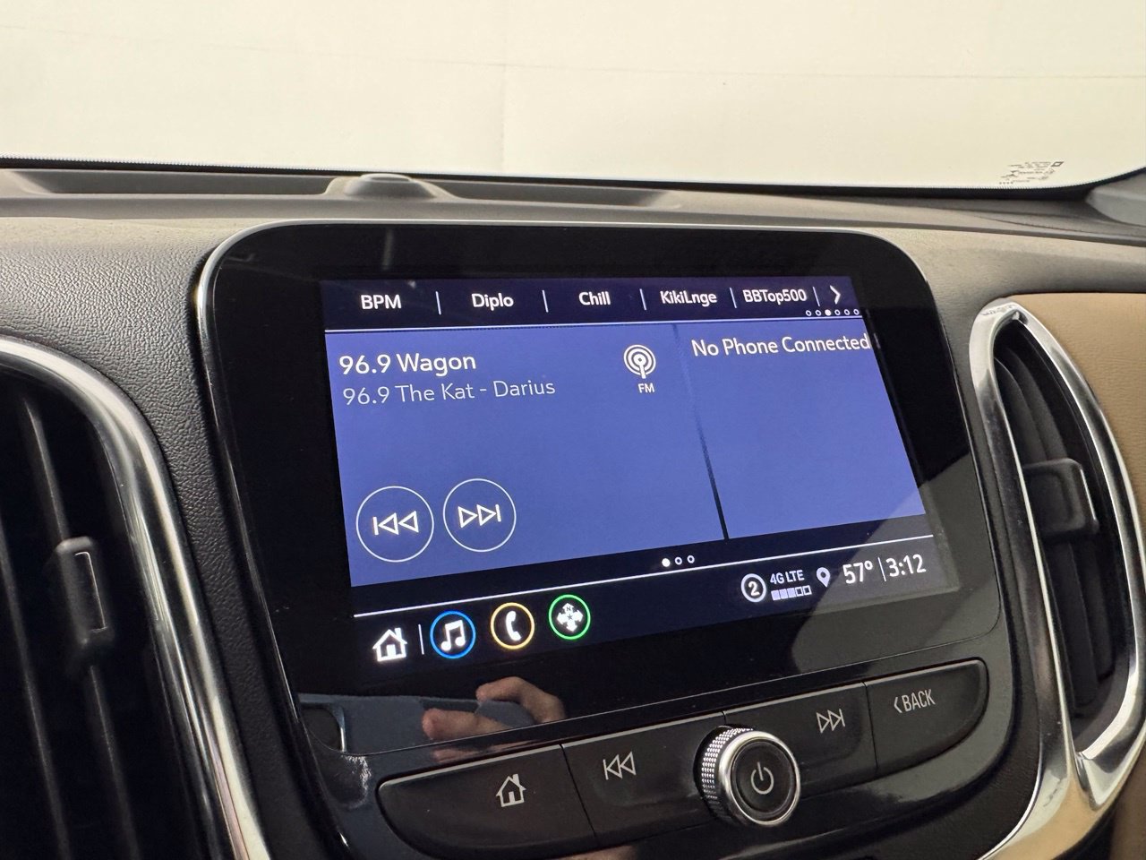 Used 2022 Chevrolet Equinox Premier FWD image 22