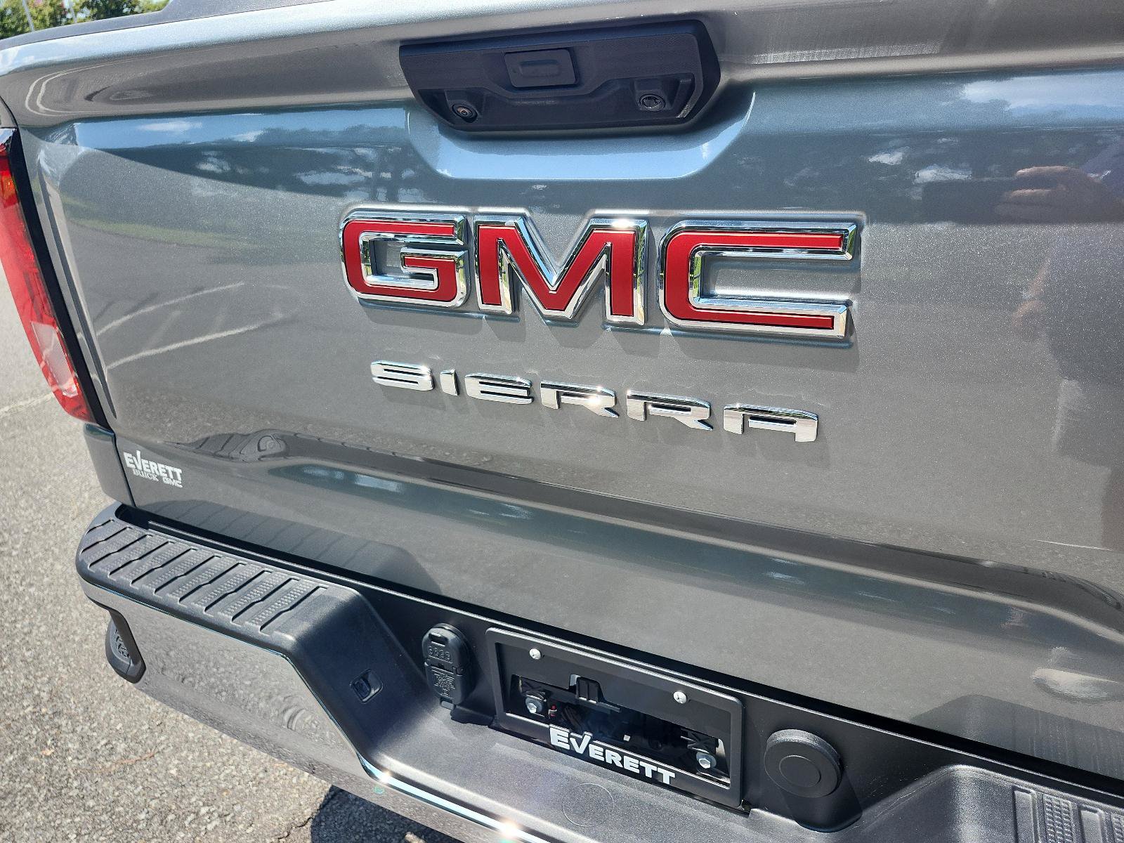 Certified 2026 GMC Sierra 1500 SLE AWD/4WD image 4