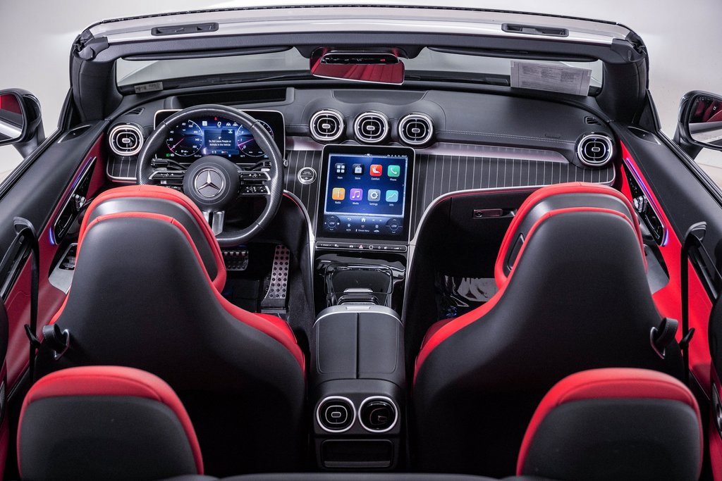 Used 2024 Mercedes-Benz CLE 450 4MATIC Cabriolet image 20