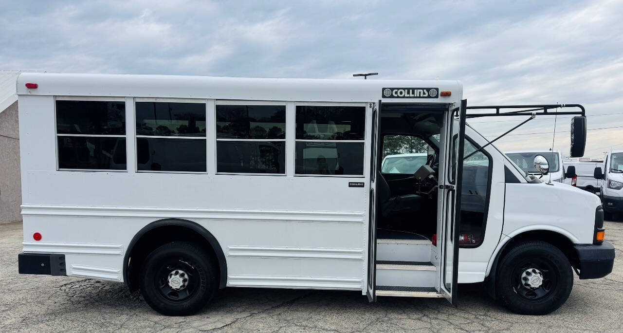 Used 2007 Chevrolet Express 3500 w/ School Bus Package RWD image 8