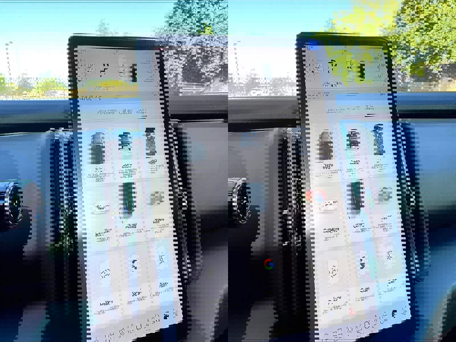 New 2026 Volvo EX30 Cross Country Ultra w/ Protection Package Premier image 22