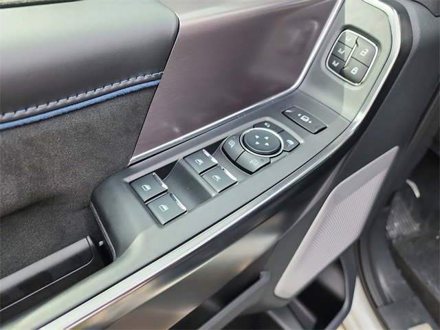 New 2026 Ford F250 Platinum image 15