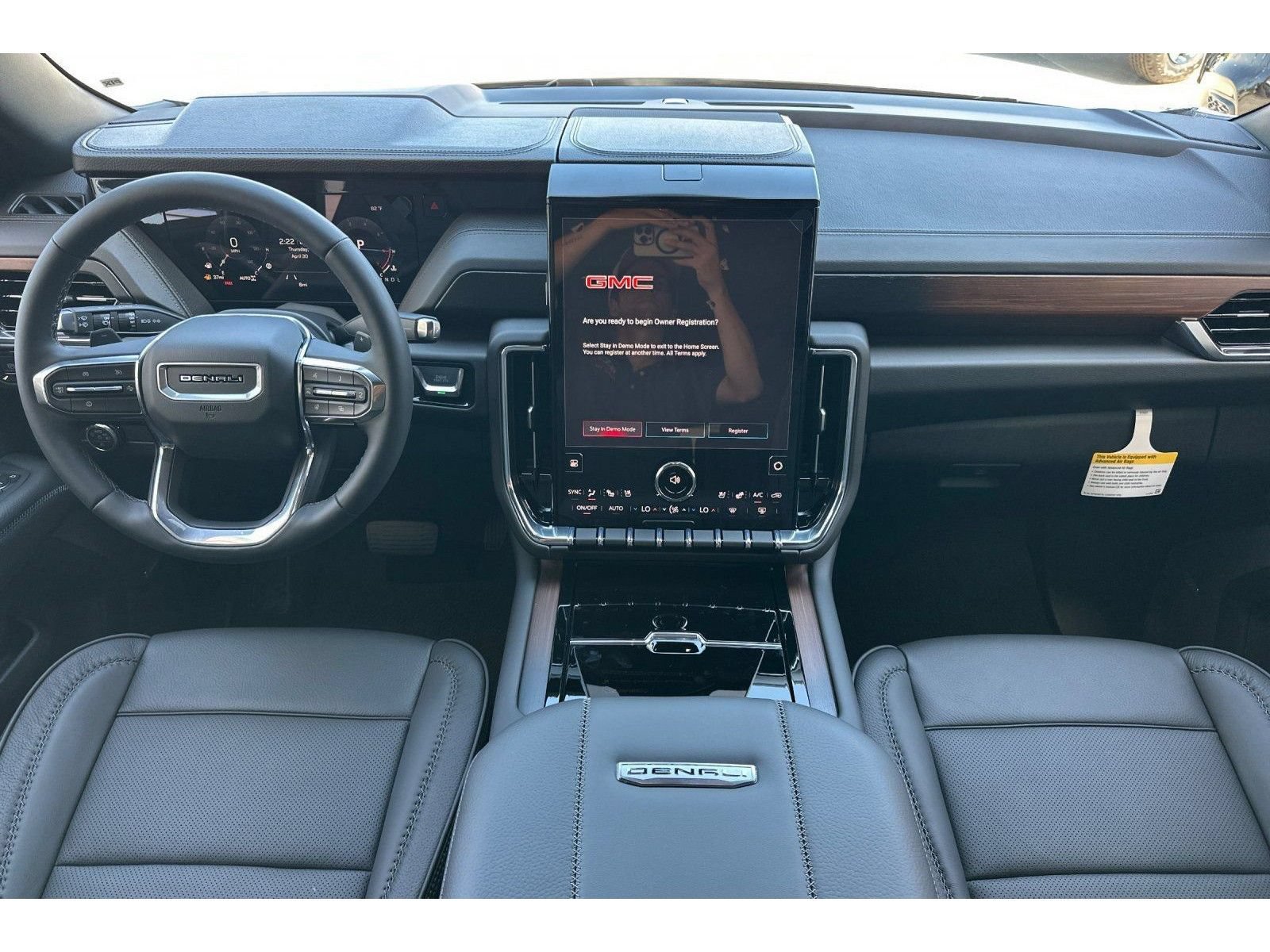 New 2026 GMC Yukon XL Denali w/ Sun & Power Step Package AWD/4WD image 12