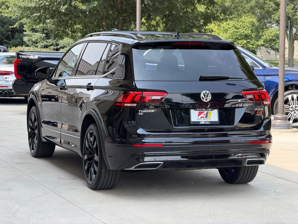 Used 2021 Volkswagen Tiguan SE R-Line AWD/4WD image 10